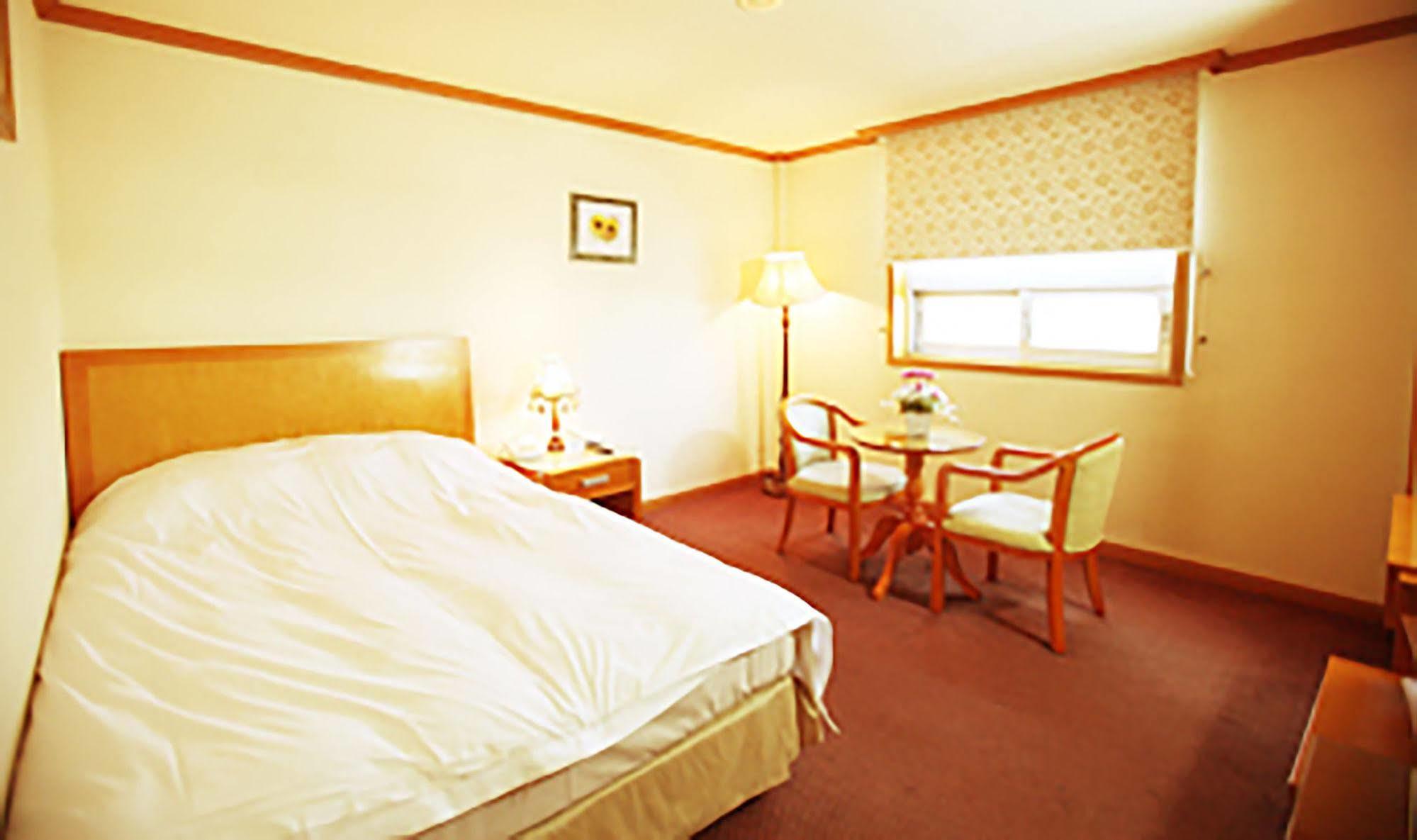 Suncheon Royal Tourist Hotel Dış mekan fotoğraf